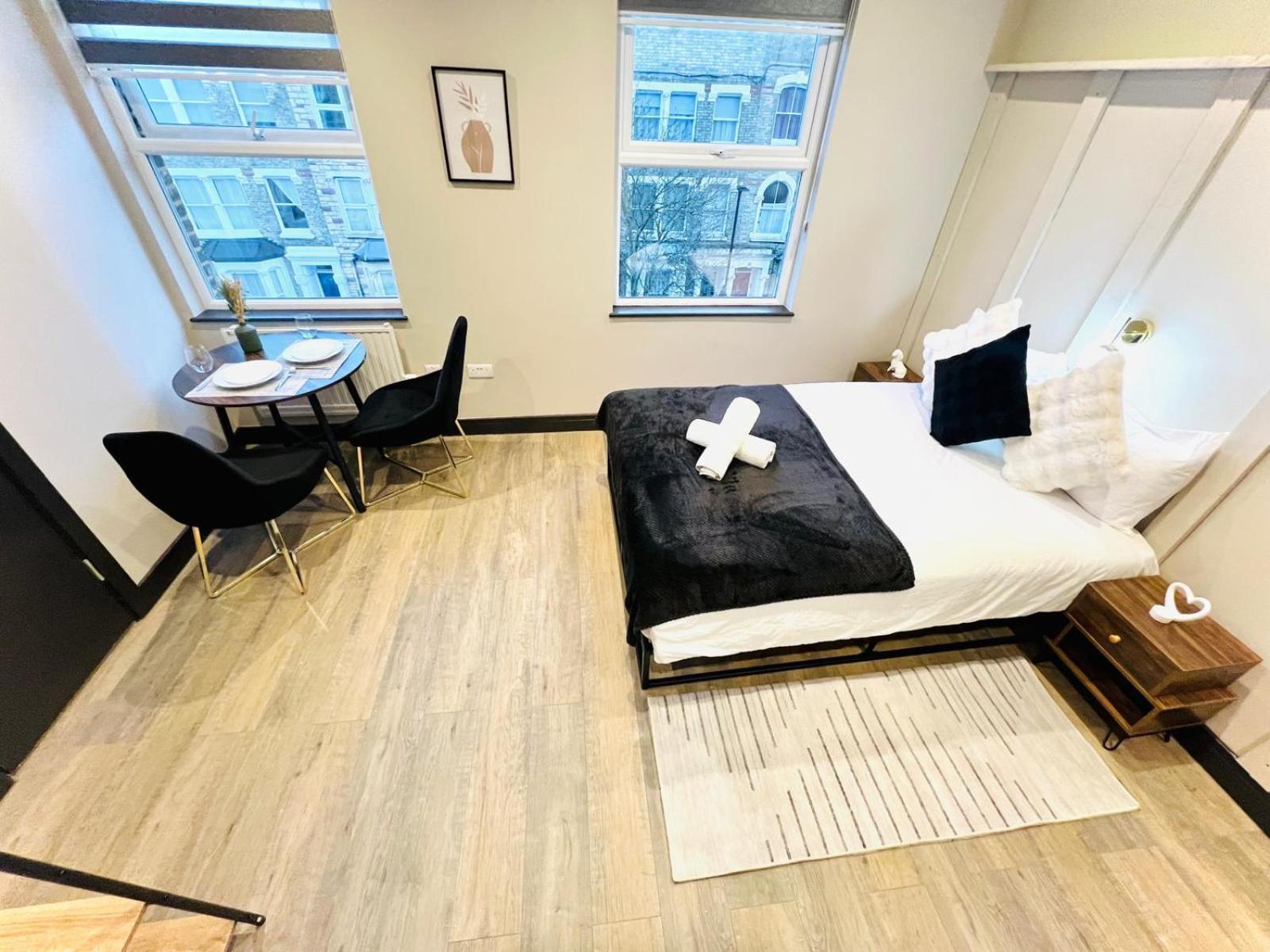 London 72 City Center Studio Top Location I Εξωτερικό φωτογραφία